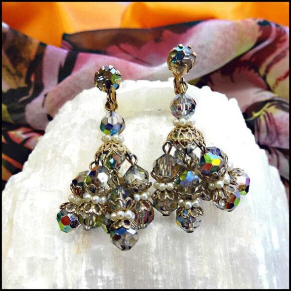 1950s Hattie Carnegie Chandelier Earrings Silver Crystals w Pearls - Picture 2 of 7